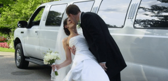 Metro Detroit Wedding Limos